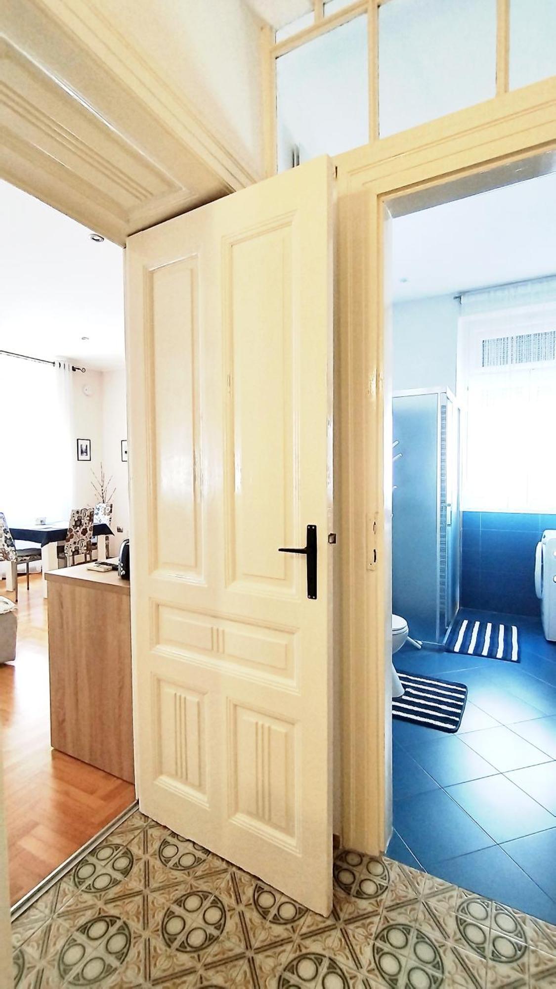 Lavender - With Free Parking Penzion 4*
